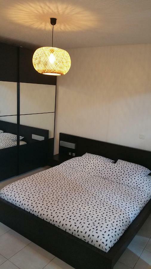 Apartament Apt 50M2 Avec Balcon Tout Equipe Proche D'Avignon Pernes-les-Fontaines Zewnętrze zdjęcie